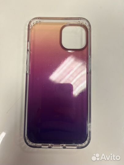 Силиконовый чехол на iPhone 13