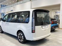 Hyundai Staria 2.2 AT, 2022, 10 км, с пробегом, цена 7 495 000 руб.