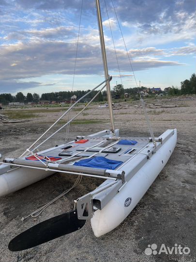 Катамарана Простор