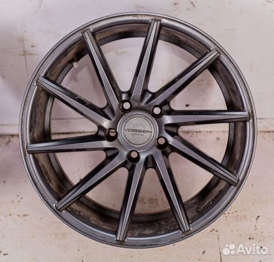 Диски литые R18 5x114.3 Vossen CVT