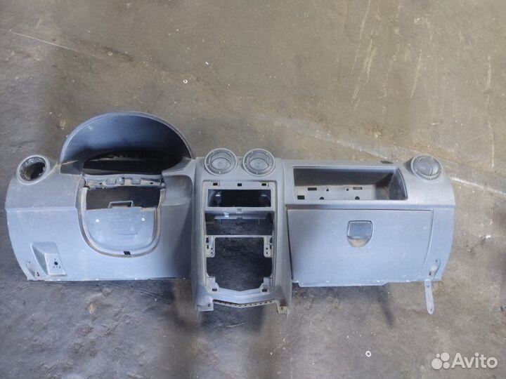 Торпеда Renault Logan