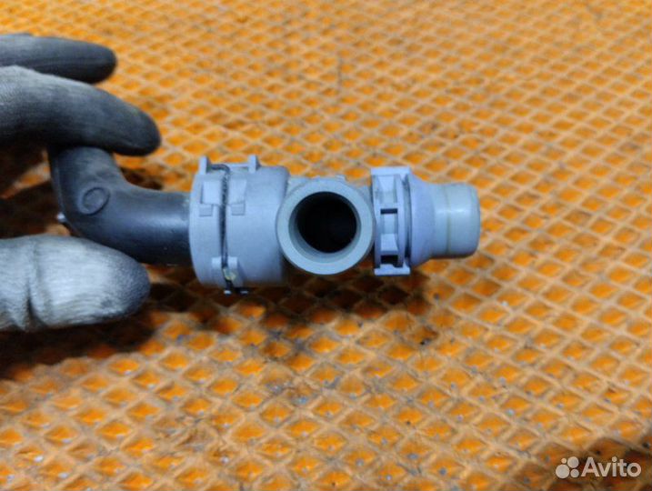 Патрубок передний Audi A6 C7 C7 chva 2012