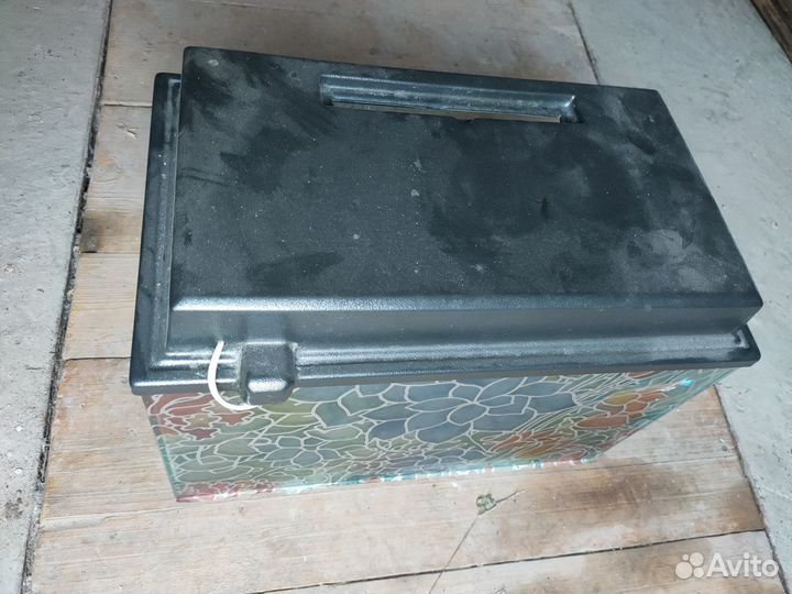 Террариум на 25 литров с крышкой и лампой