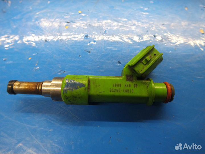 Форсунка инжекторная электрическая Toyota Camry (X