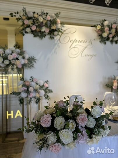 Цветы на свадебный стол