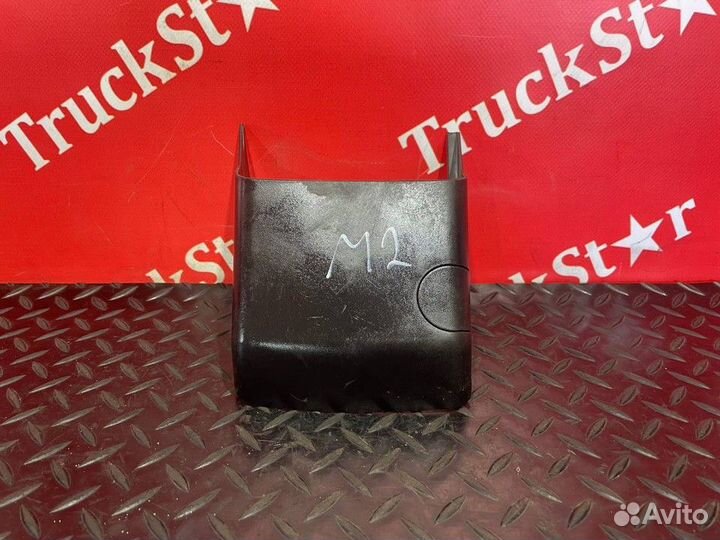 Кожух рулевой колонки нижний Man TGS, Man TGX