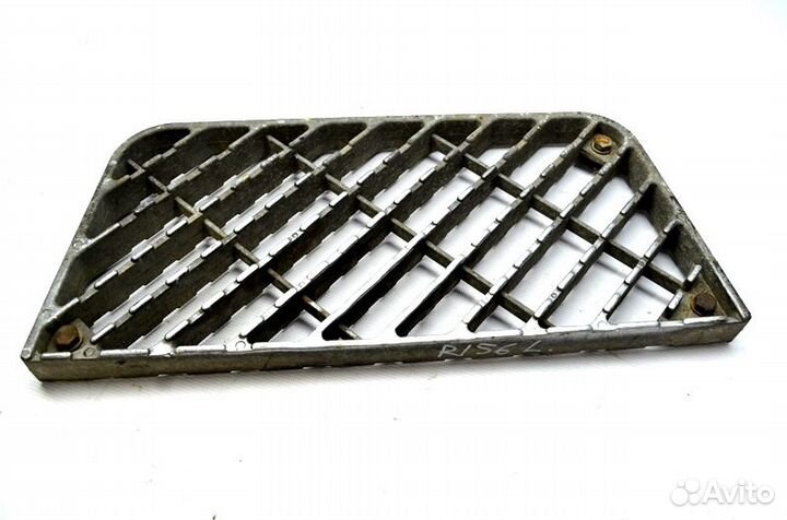 Ступенька подножки, верхняя, правая renault trucks