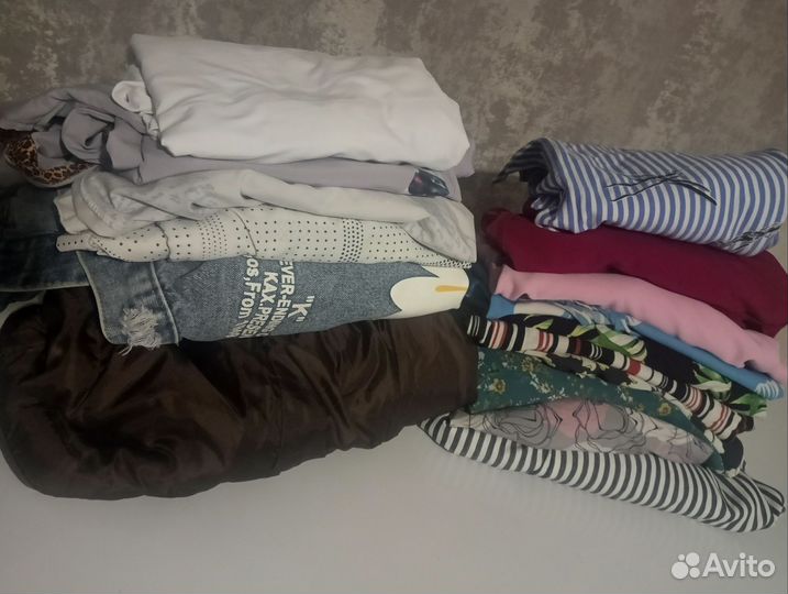 2пакета вещей 48-52размер