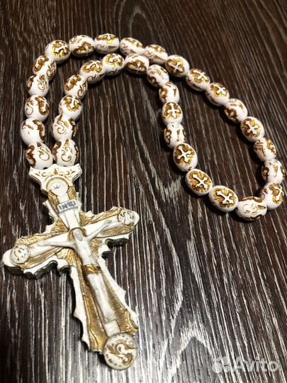 Крест ручной работы в автомобиль