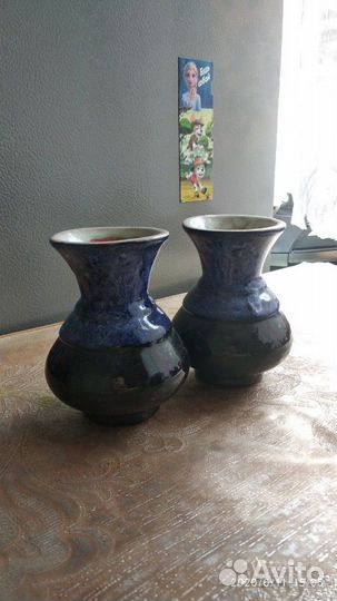 Две вазочки