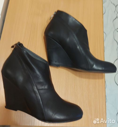 Ботильоны Туфли нат.кожа лак, нат.замша 40разм