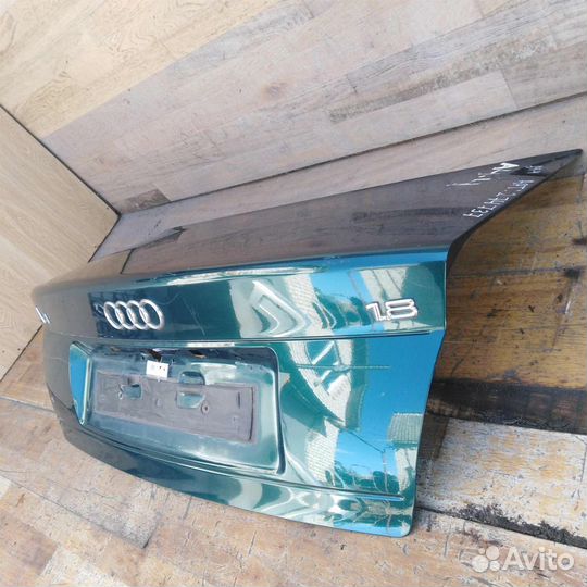 Крышка багажника Audi A4 B5 седан