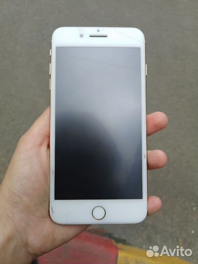 Телефон iPhone 8 plus