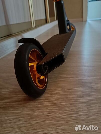 Трюковой самокат vokul Dyno (черно-оранжевый)