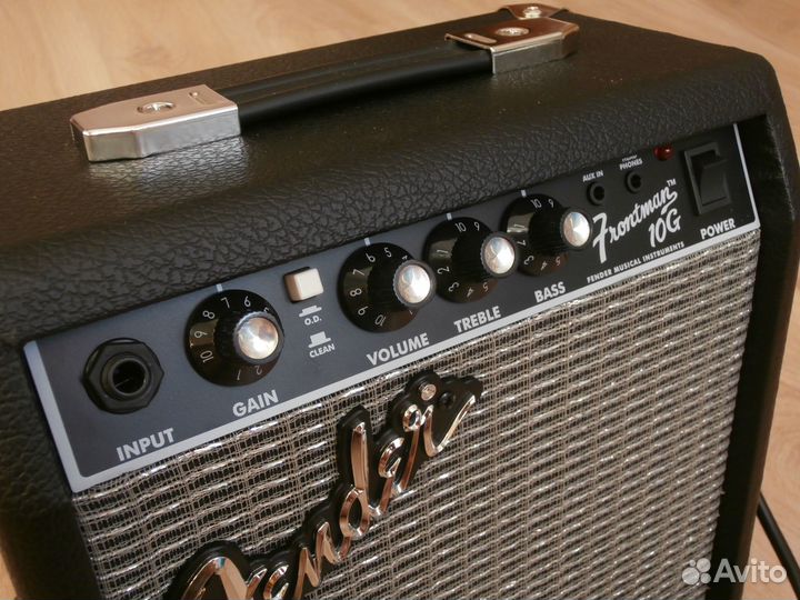 Гитарный комбоусилитель fender frontman 10G