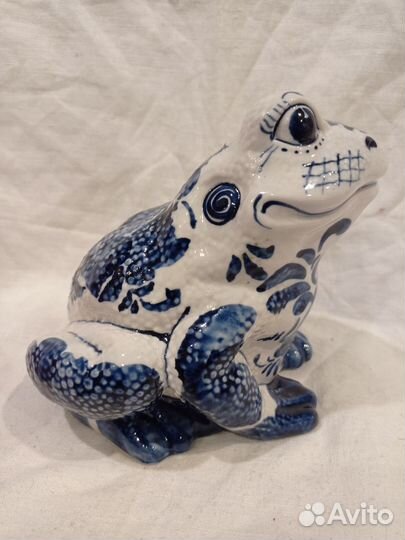 Лягушка большая гжель