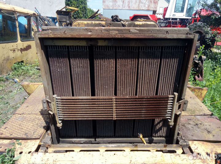 Радиатор,колеса на Кировец