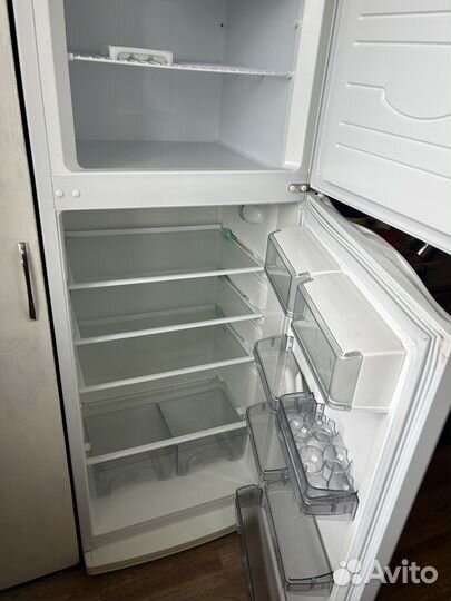 Холодильник атлант бу