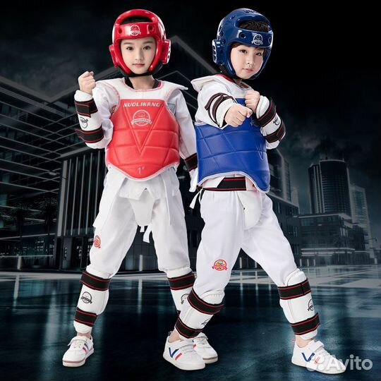 Тэквондо, полный комплект экипировки разм S, новый