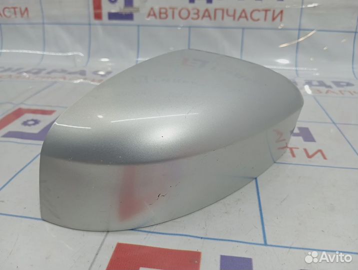 Крышка зеркала правого Ford Focus 2 1529572