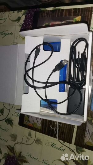 Sony Vita(Идеал) +Тысячи Игр+Аксессуары