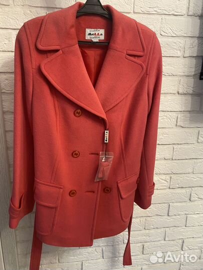 Пальто женское демисезонное 42