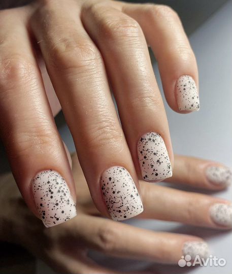 Маникюр педикюр