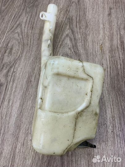 Бачок омывателя Ford Fiesta 2005