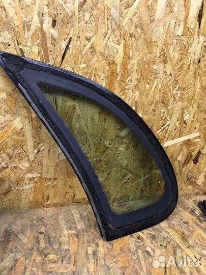Форточка кузова задняя правая LADA Kalina хетчбек