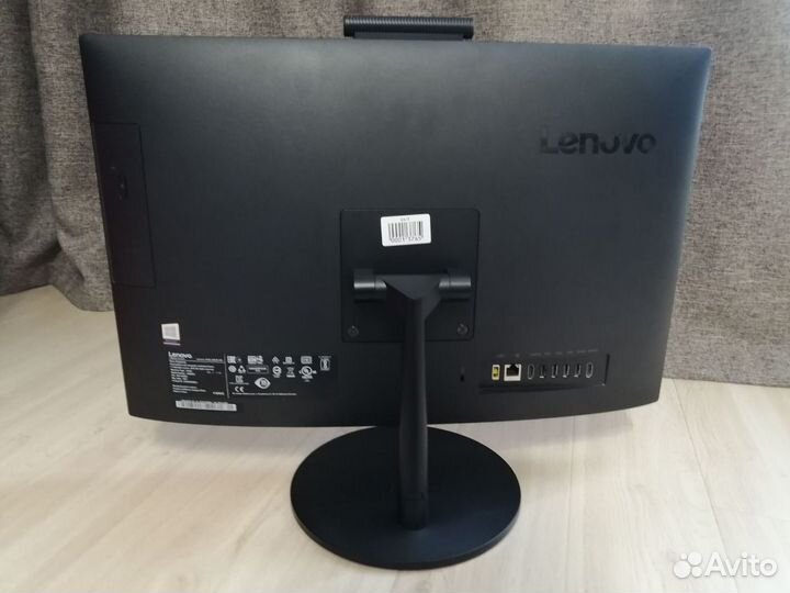 Моноблок Lenovo V530-24ICB AIO 10uw000bru