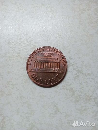 Монета один цент