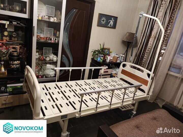 Медицинская кровать механическая
