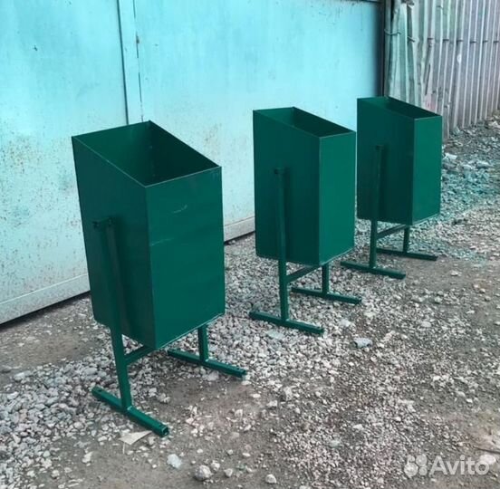 Урна для мусора уличная