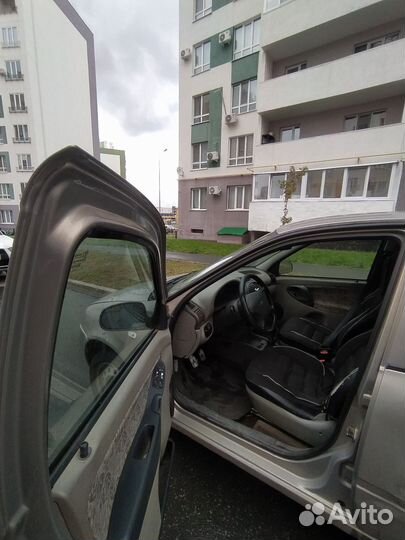 LADA Kalina 1.6 МТ, 2006, 150 000 км