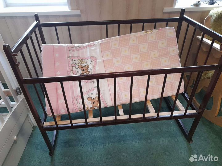 Детская кровать качалка с матрасом