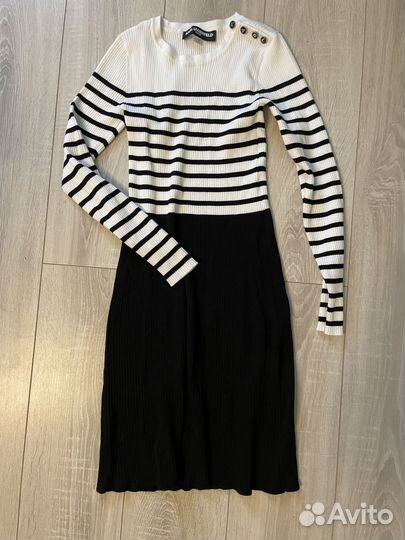 Karl lagerfeld платье xs оригинал