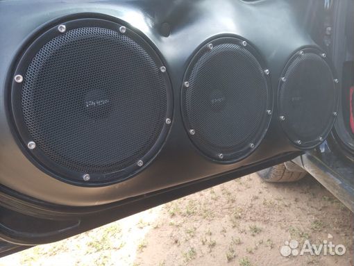 Установка музыки в автомобиль