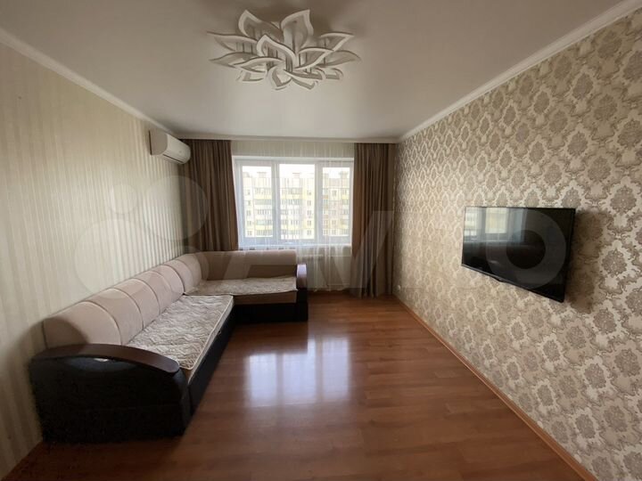 2-к. квартира, 52 м², 8/9 эт.