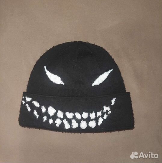 Шапка Максима Максакова