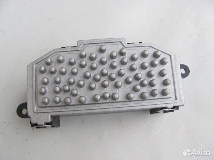 Регулятор мотора печки VW Caddy, Passat B5, B7