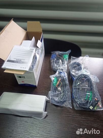 Коммутатор KVM (квм) aten CS74U, 4-пк, VGA