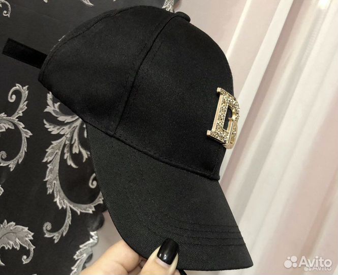 Кепка женская черная
