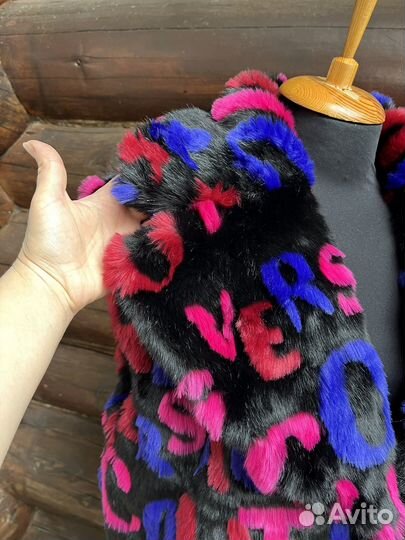 Жилетка из искусственного меха Versace
