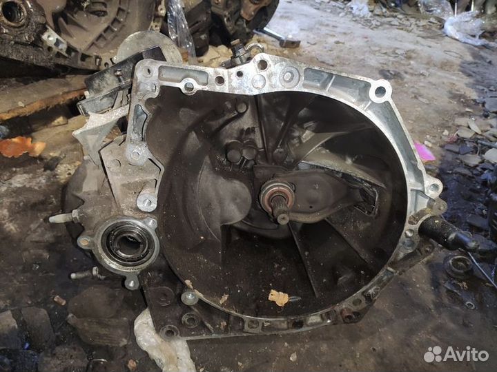 МКПП (механическая коробка переключения передач) P