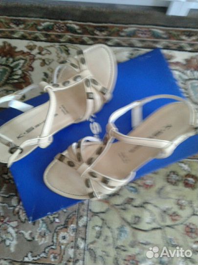 Босоножки натур.кожа р. 37