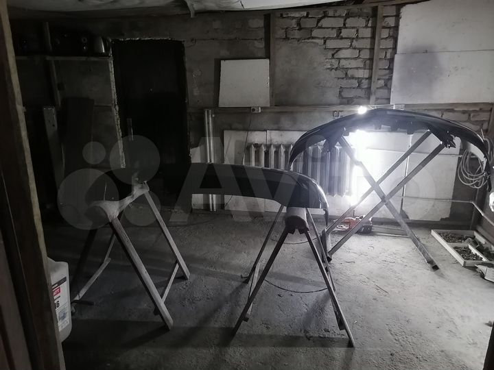 Гараж, > 30 м²