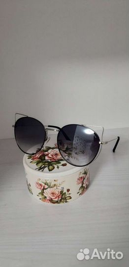 Солнцезащитные очки женские