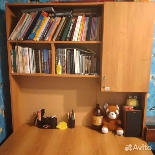 Компьютерный стол