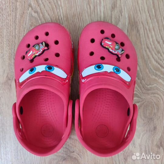 Сланцы детские crocs тачки