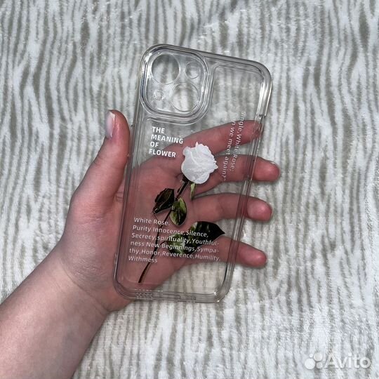 Чехол на iPhone 13